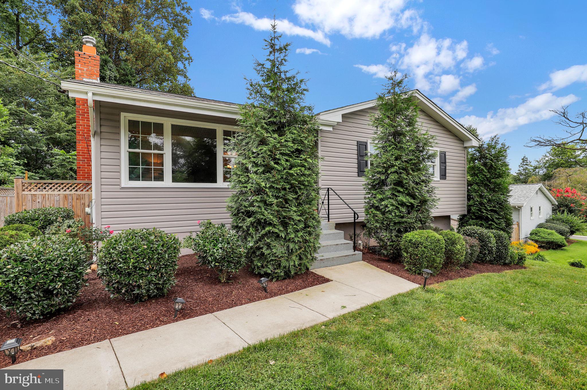 13005 SAINT CHARLES PLACE
