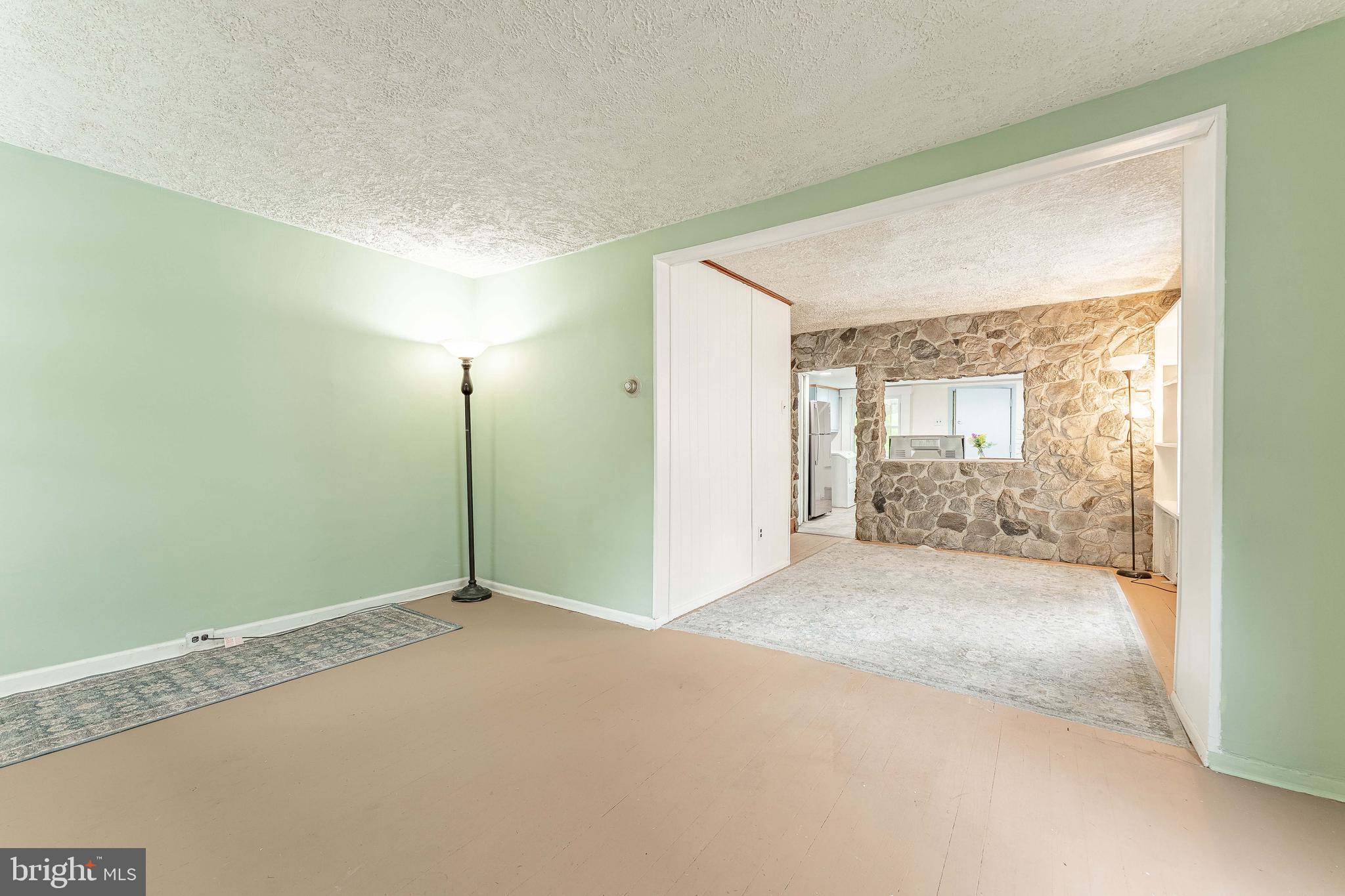 ROCK RUN - Residential