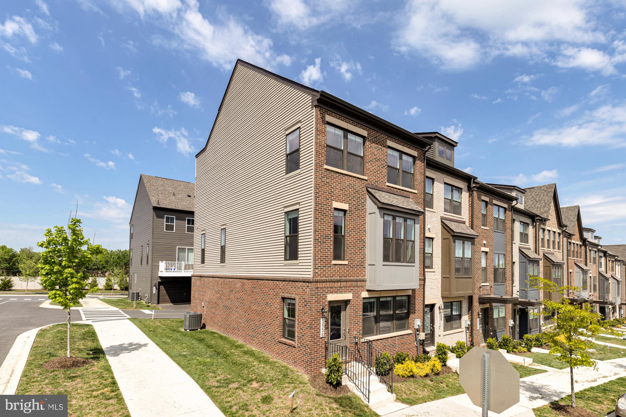 3556 STELLA BLUE DRIVE