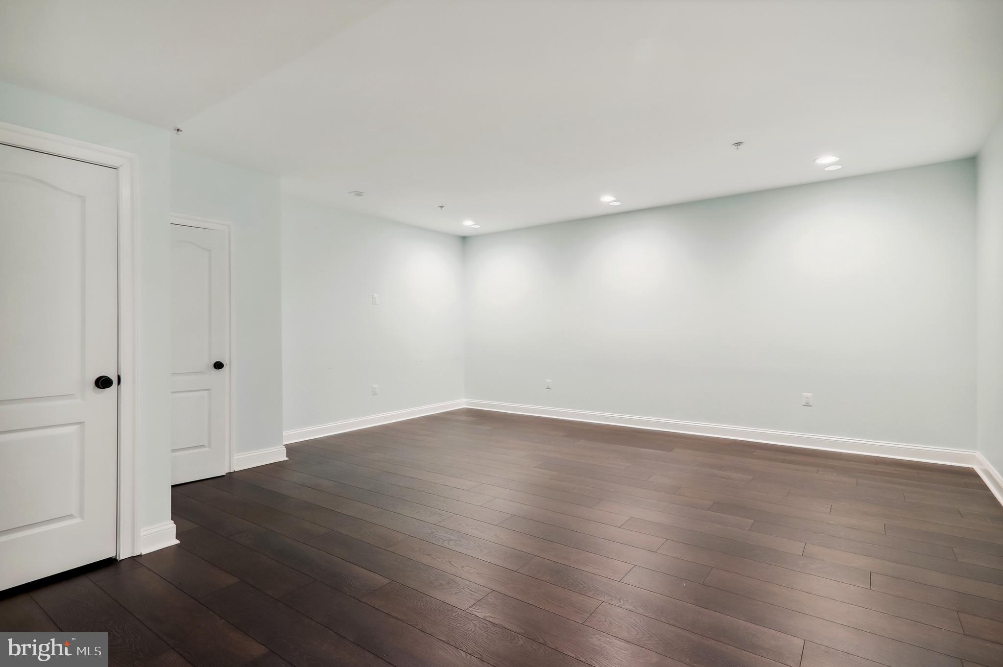 WOODMORE AT OAK CREEK-PL - Residential