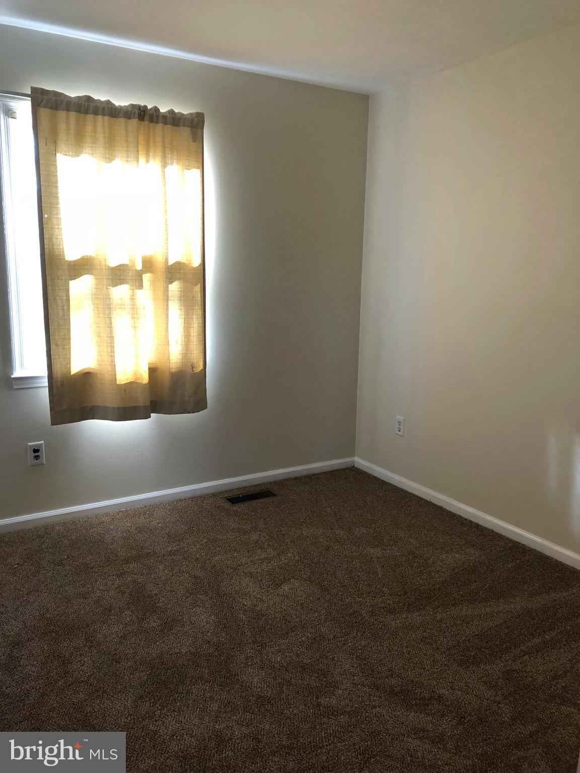 HUNTERS CREEK - Residential Lease