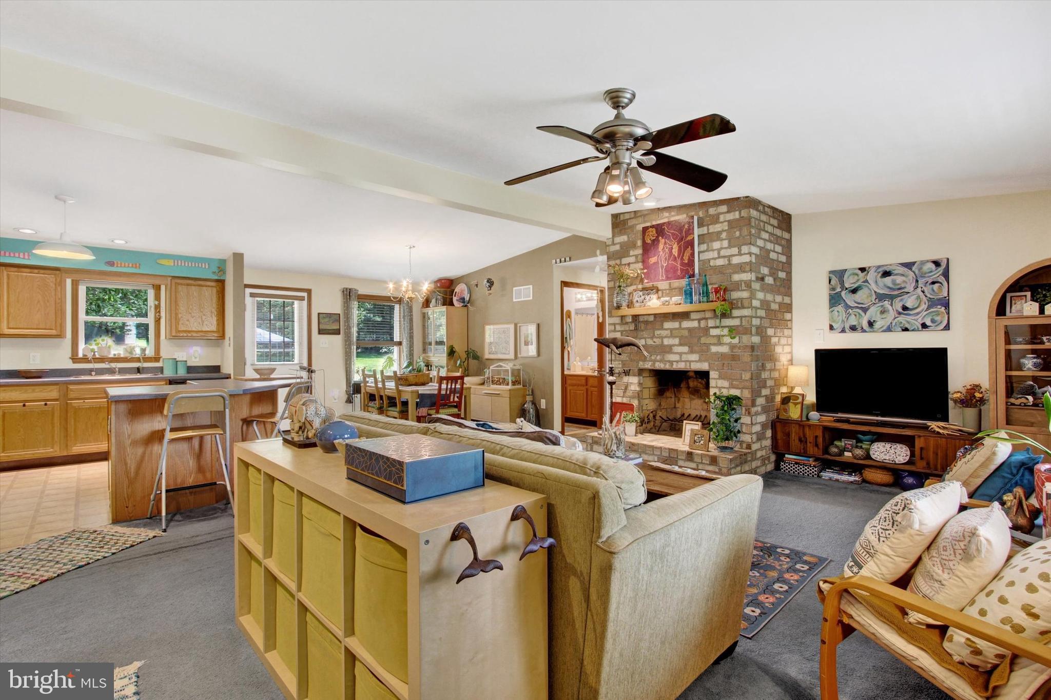 659 CURTIS DRIVE