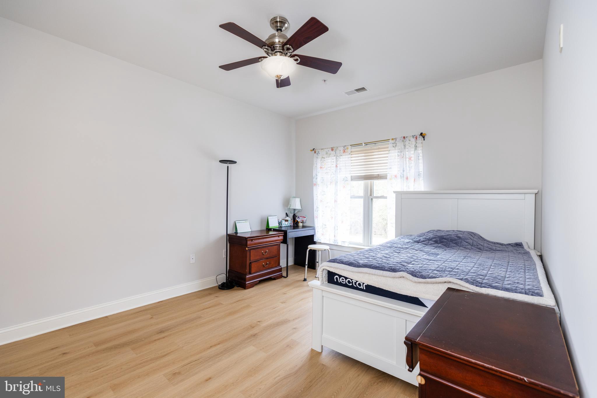 VILLAGE OF FOUNTAINVIEW - Residential