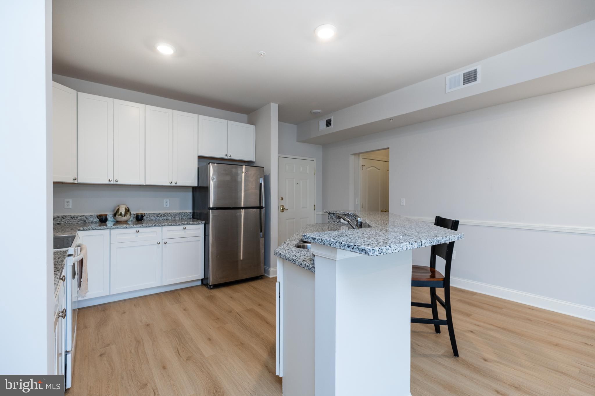 VILLAGE OF FOUNTAINVIEW - Residential