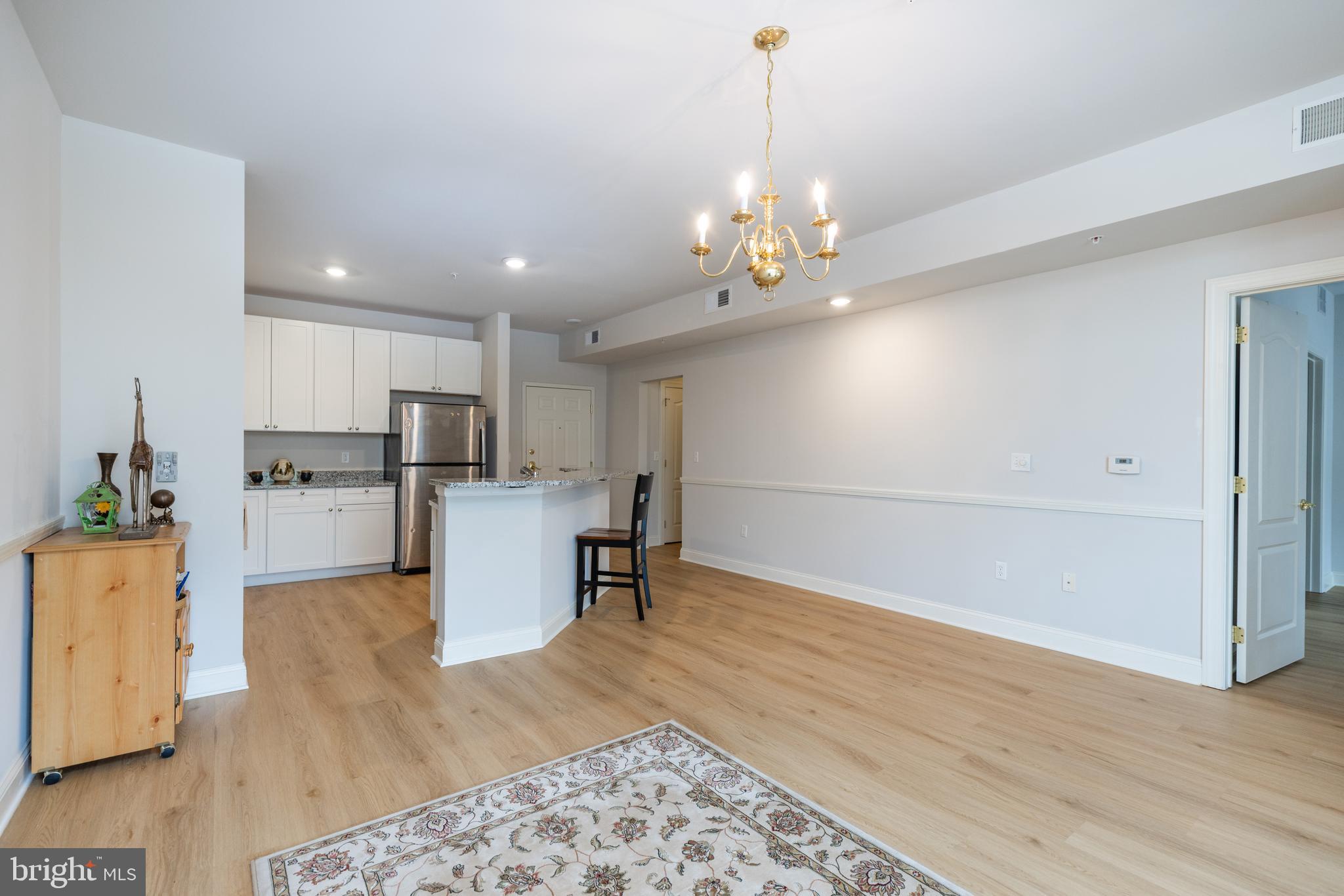 VILLAGE OF FOUNTAINVIEW - Residential