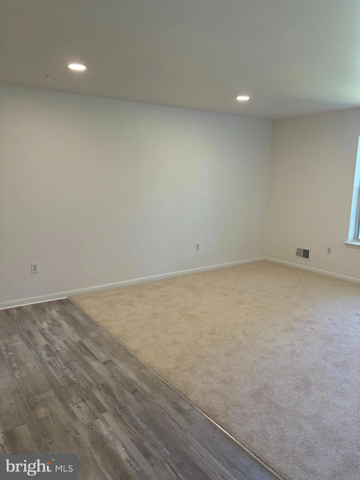 New Castle, Delaware 19720, United States, 2 Bedrooms Bedrooms, ,1 BathroomBathrooms,Residential,Active,146613
