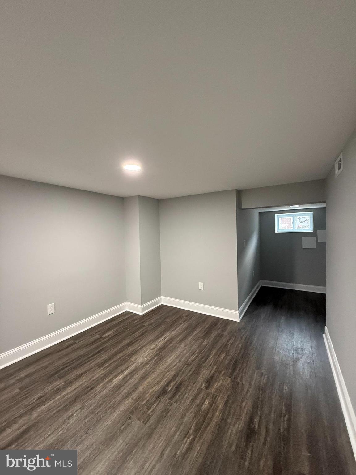 CLIFTON PARK - Residential Lease