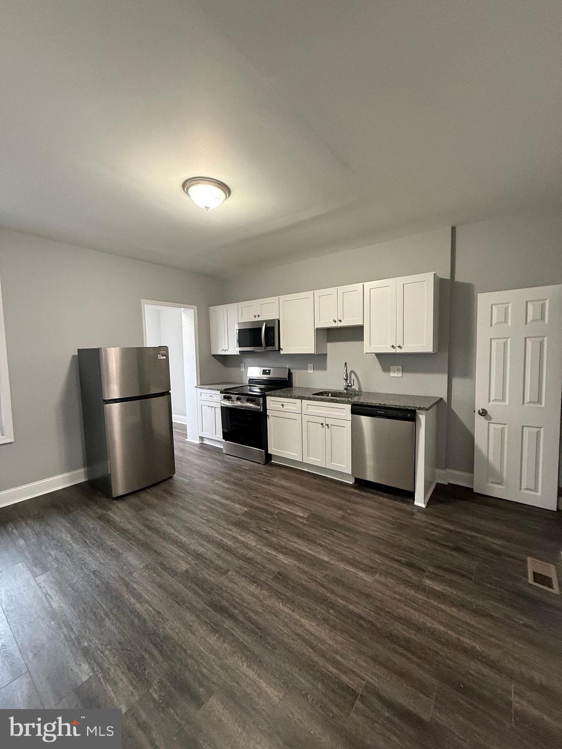 CLIFTON PARK - Residential Lease