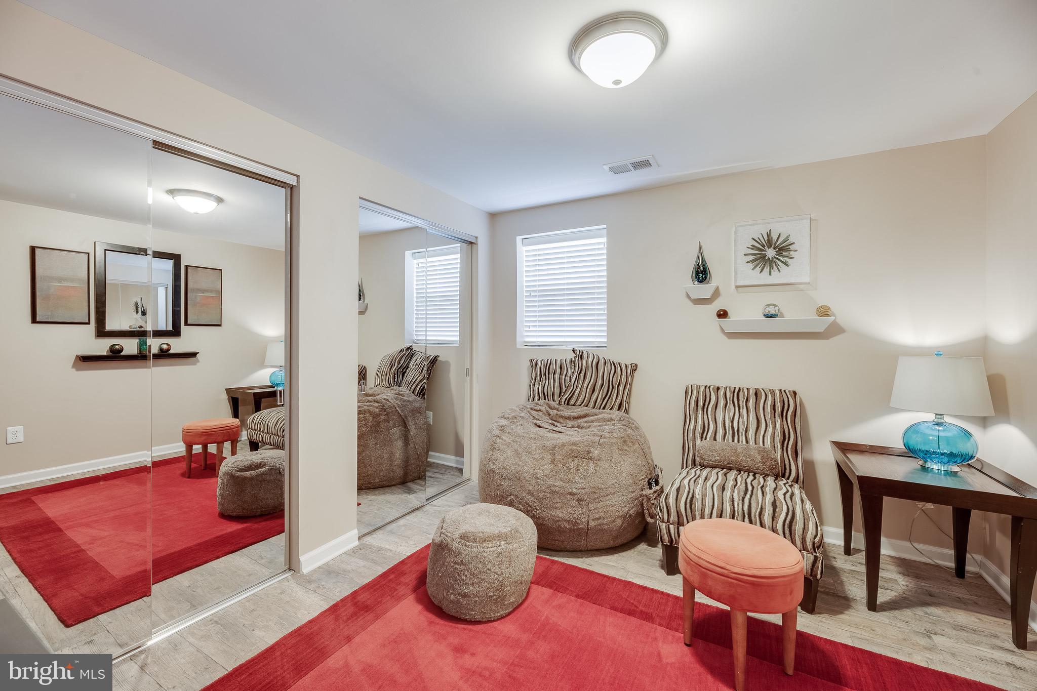 GLENARDEN - Residential