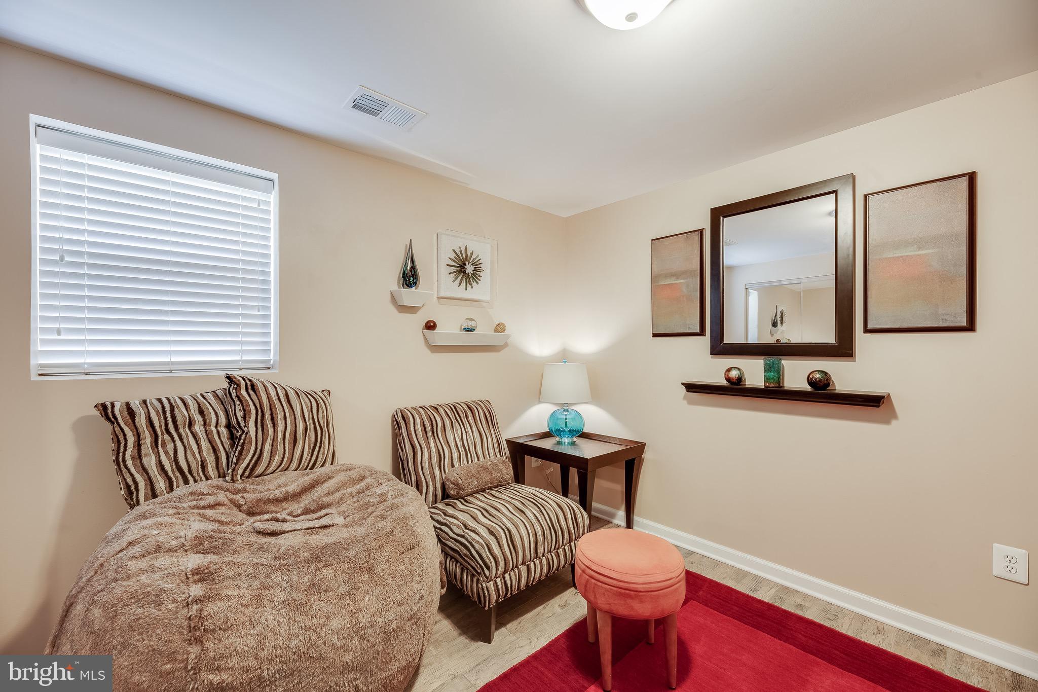 GLENARDEN - Residential