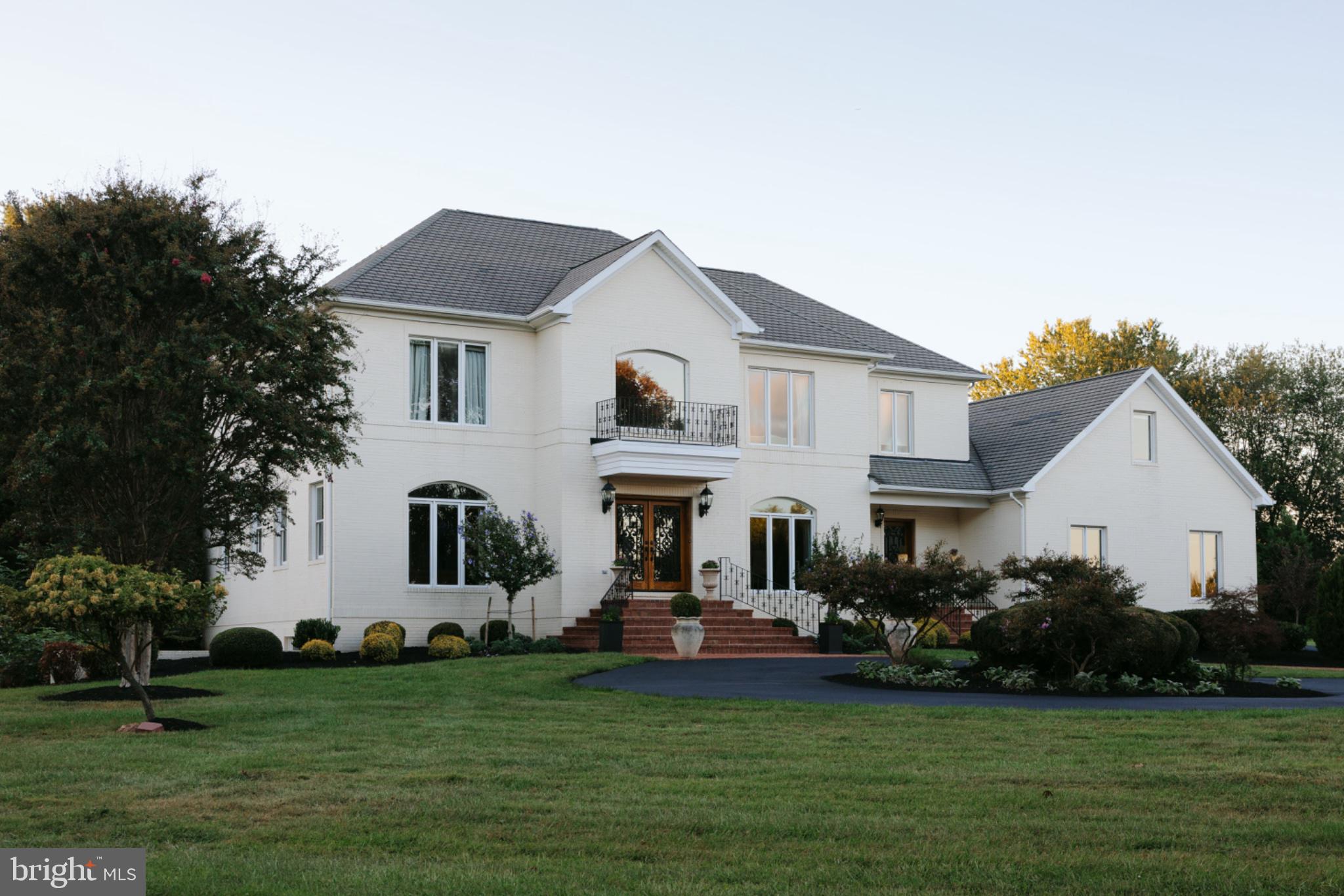 9454 LOVAT ROAD