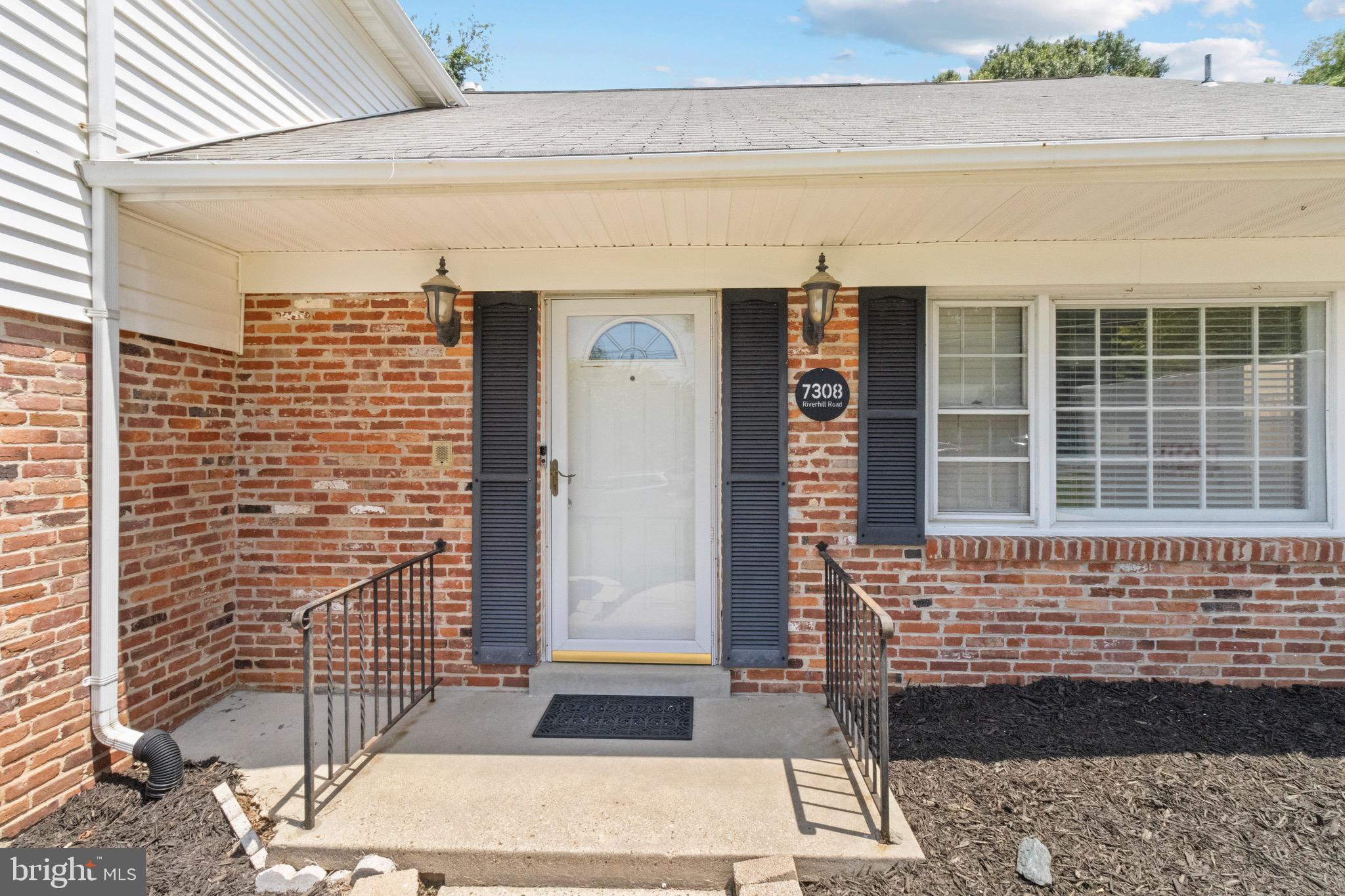 NORTH POTOMAC VISTA - Residential