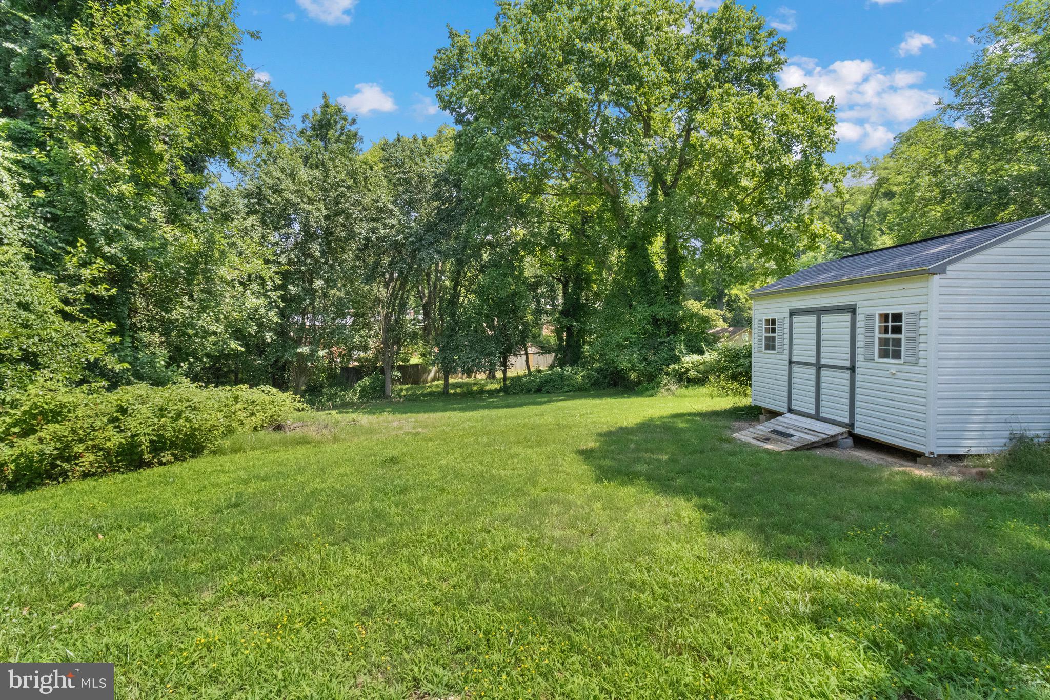 NORTH POTOMAC VISTA - Residential