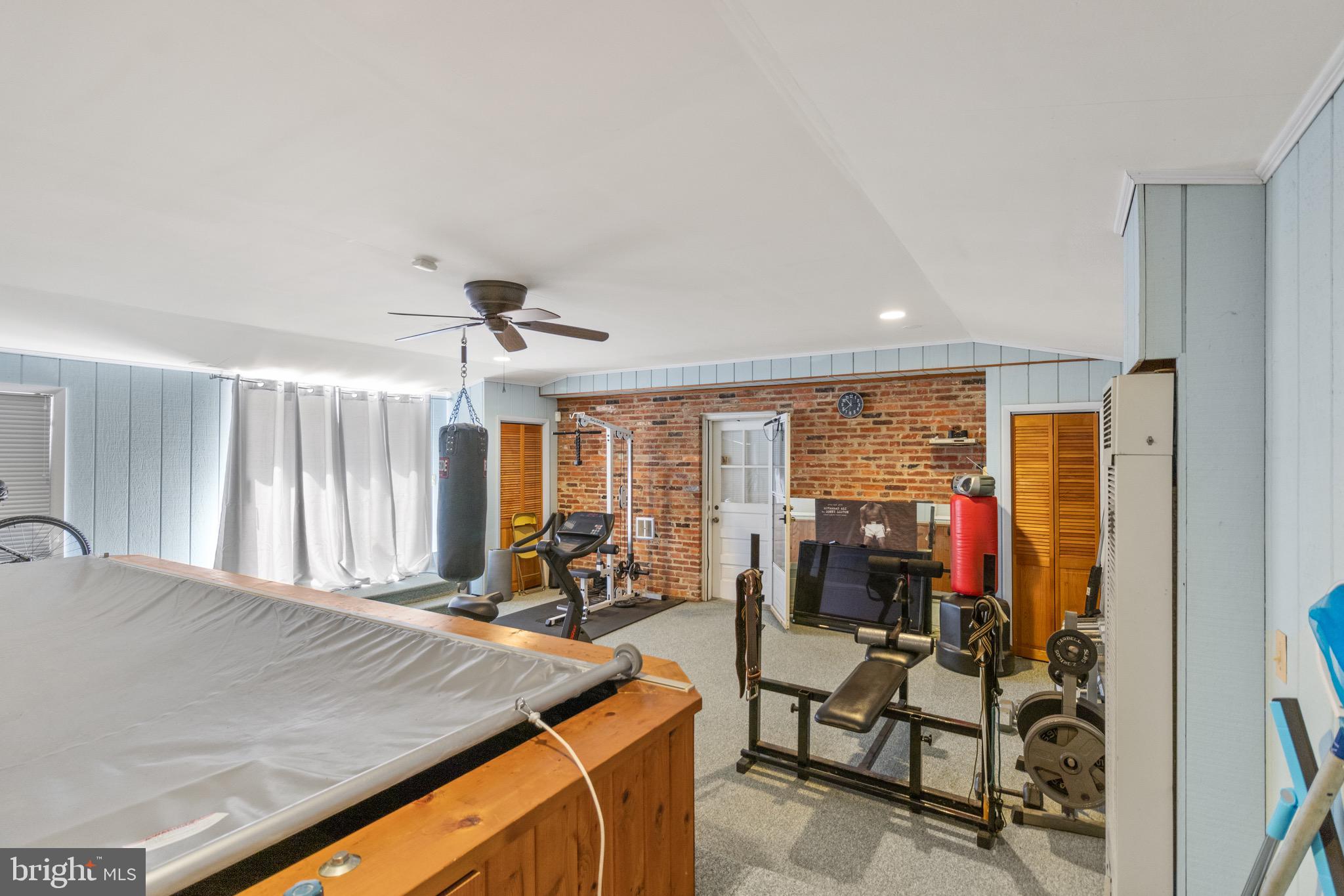 NORTH POTOMAC VISTA - Residential