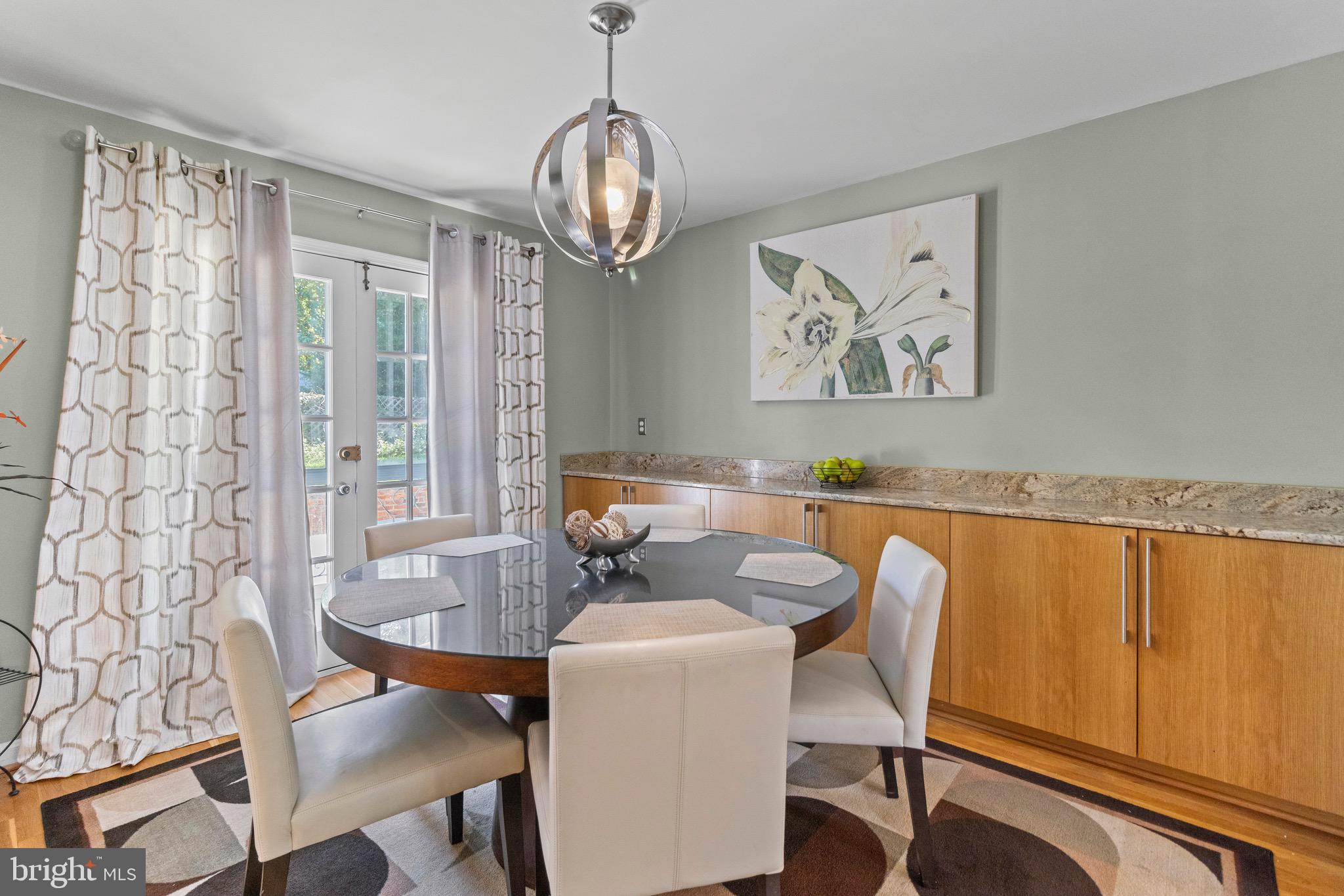 NORTH POTOMAC VISTA - Residential