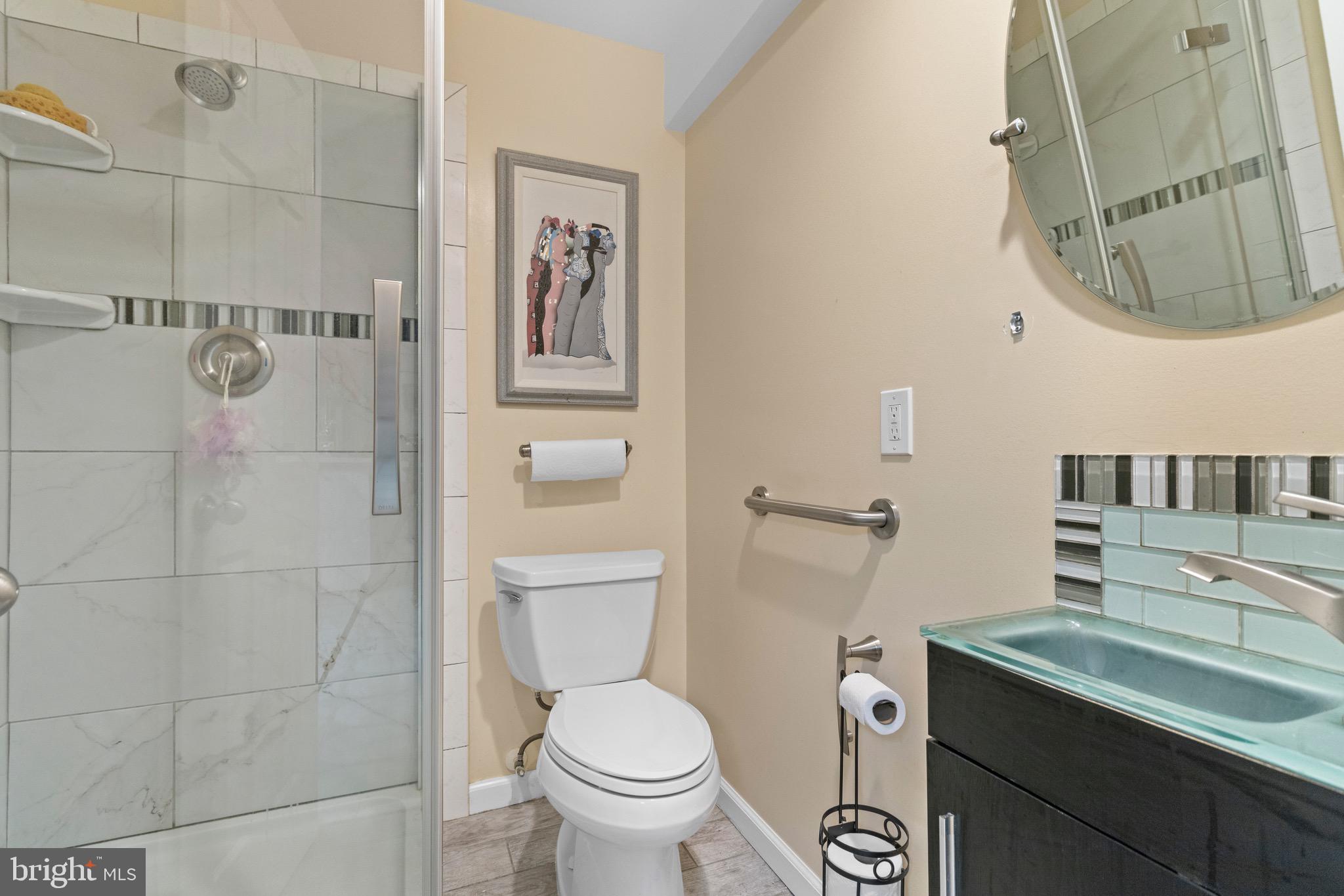 NORTH POTOMAC VISTA - Residential