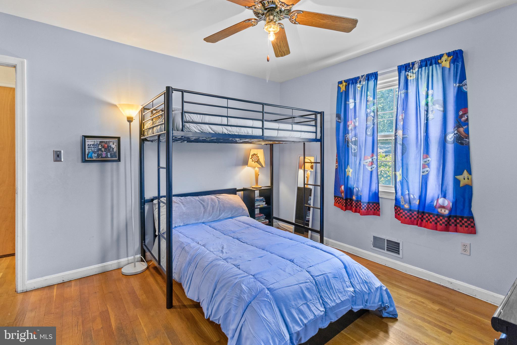 NORTH POTOMAC VISTA - Residential