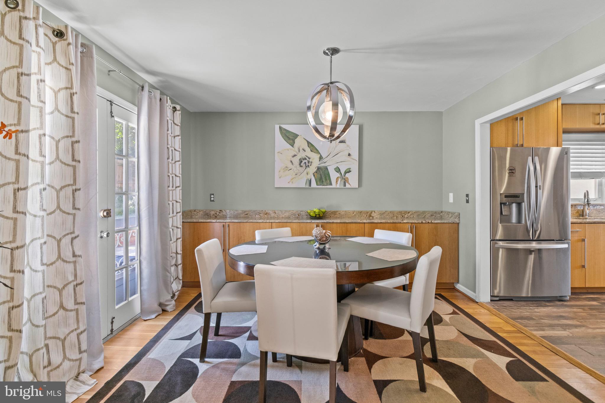 NORTH POTOMAC VISTA - Residential