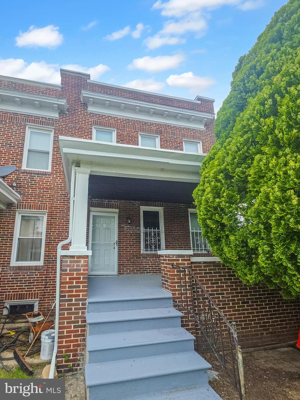ROSEMONT - Residential Income