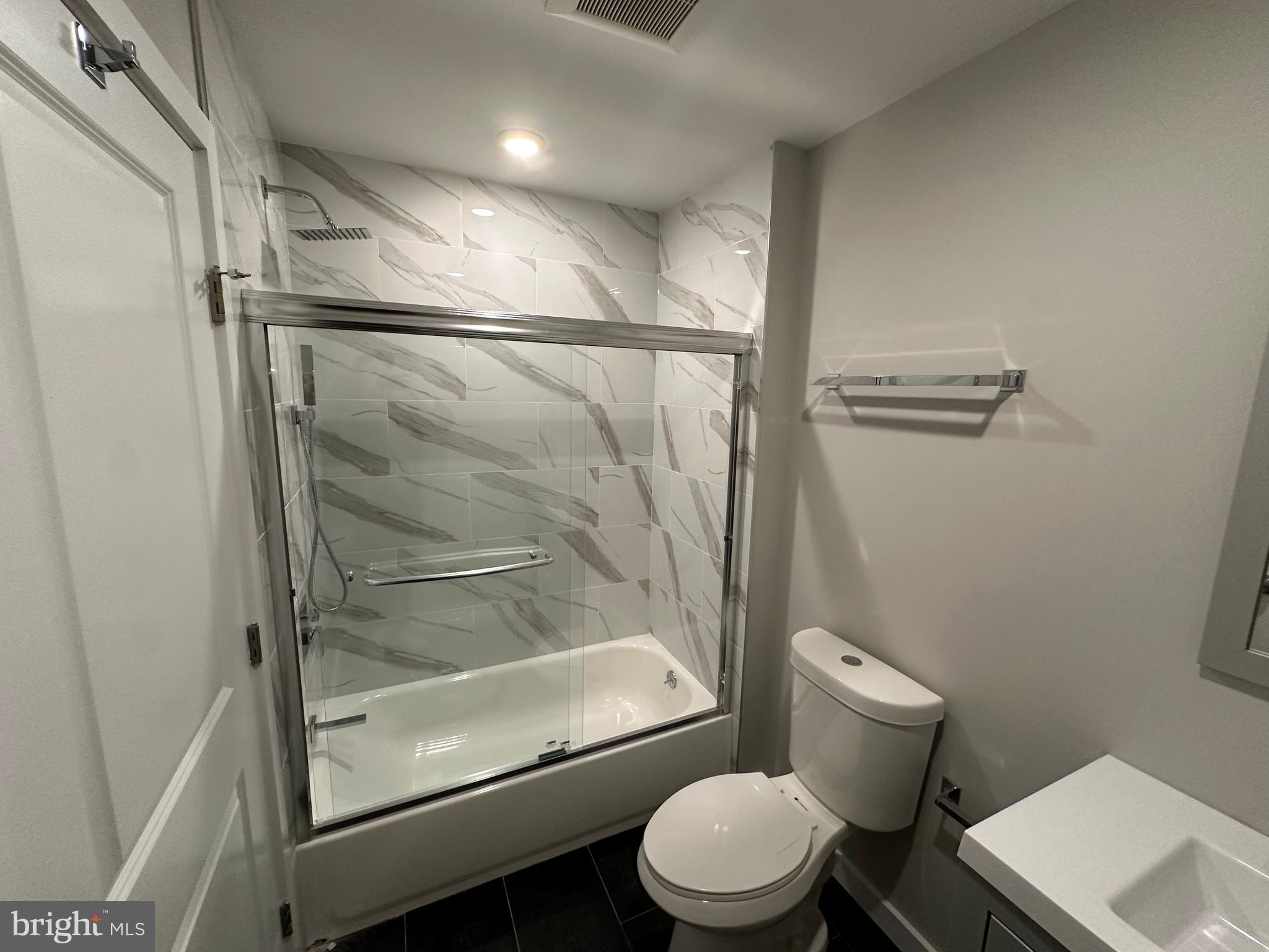 PHILADELPHIA - Residential Lease