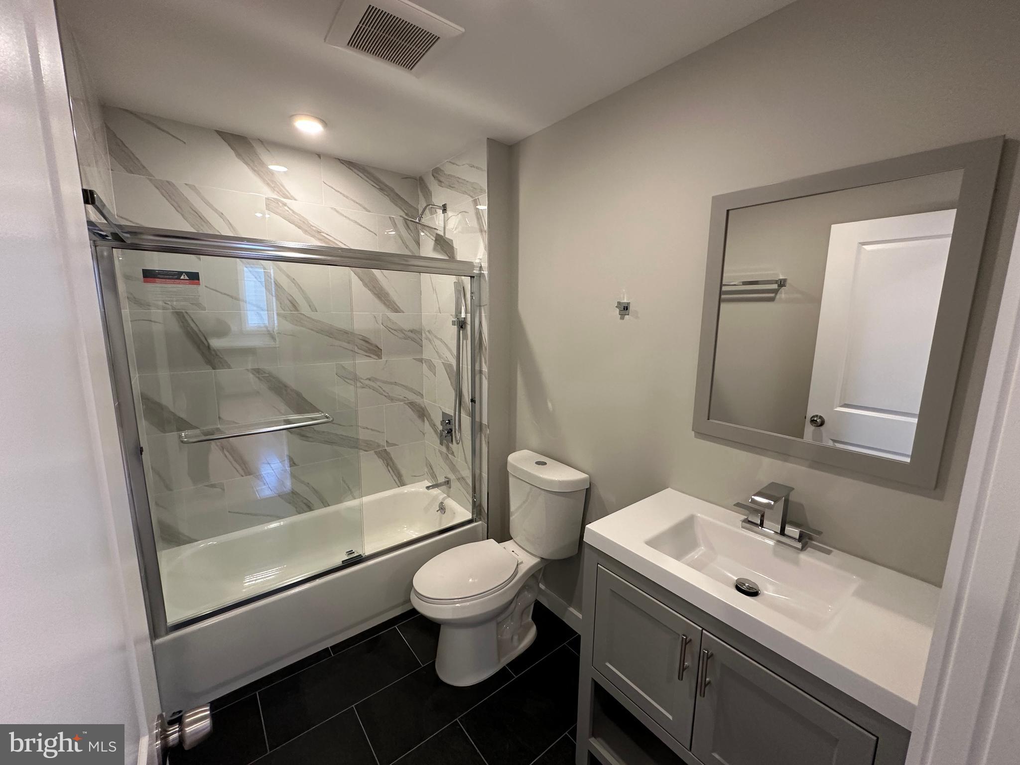 PHILADELPHIA - Residential Lease