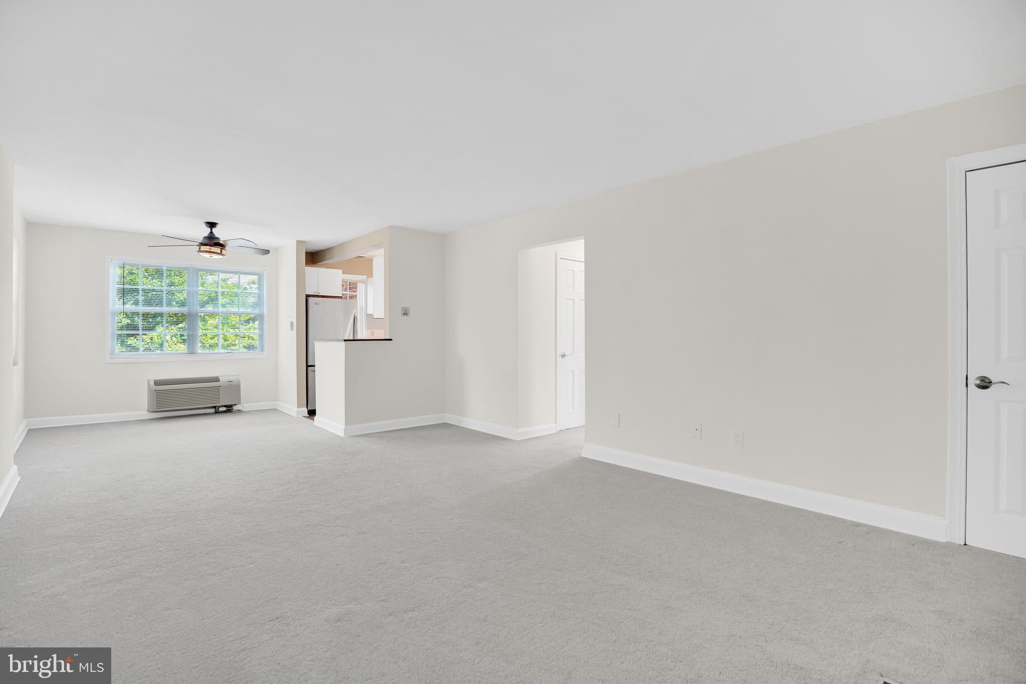 1700 W ABINGDON DRIVE 203
