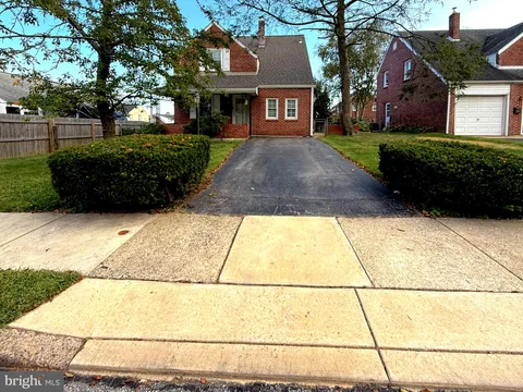 1106 Belmont Avenue, Secane, PA 19018 - MLS#: PADE2100350