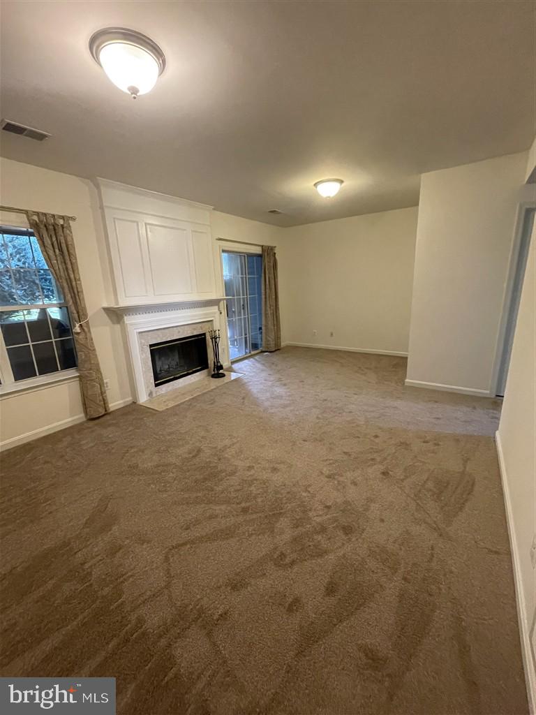 7507 LAMOYNE COURT