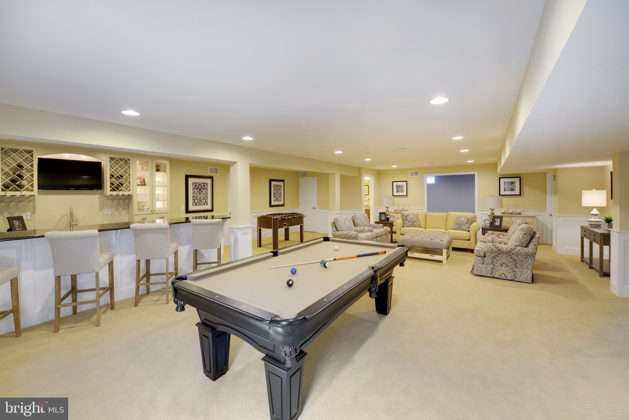 WELCHES POND - Residential