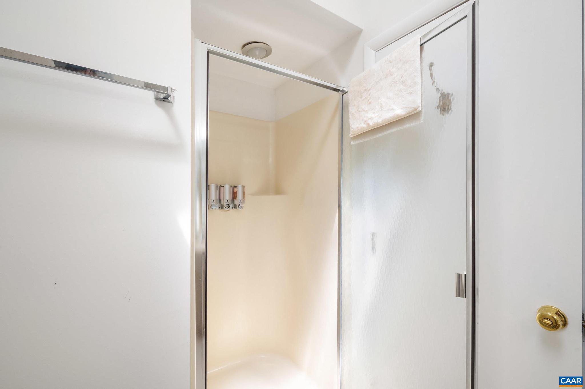 WINTERGREEN RESORT - Residential