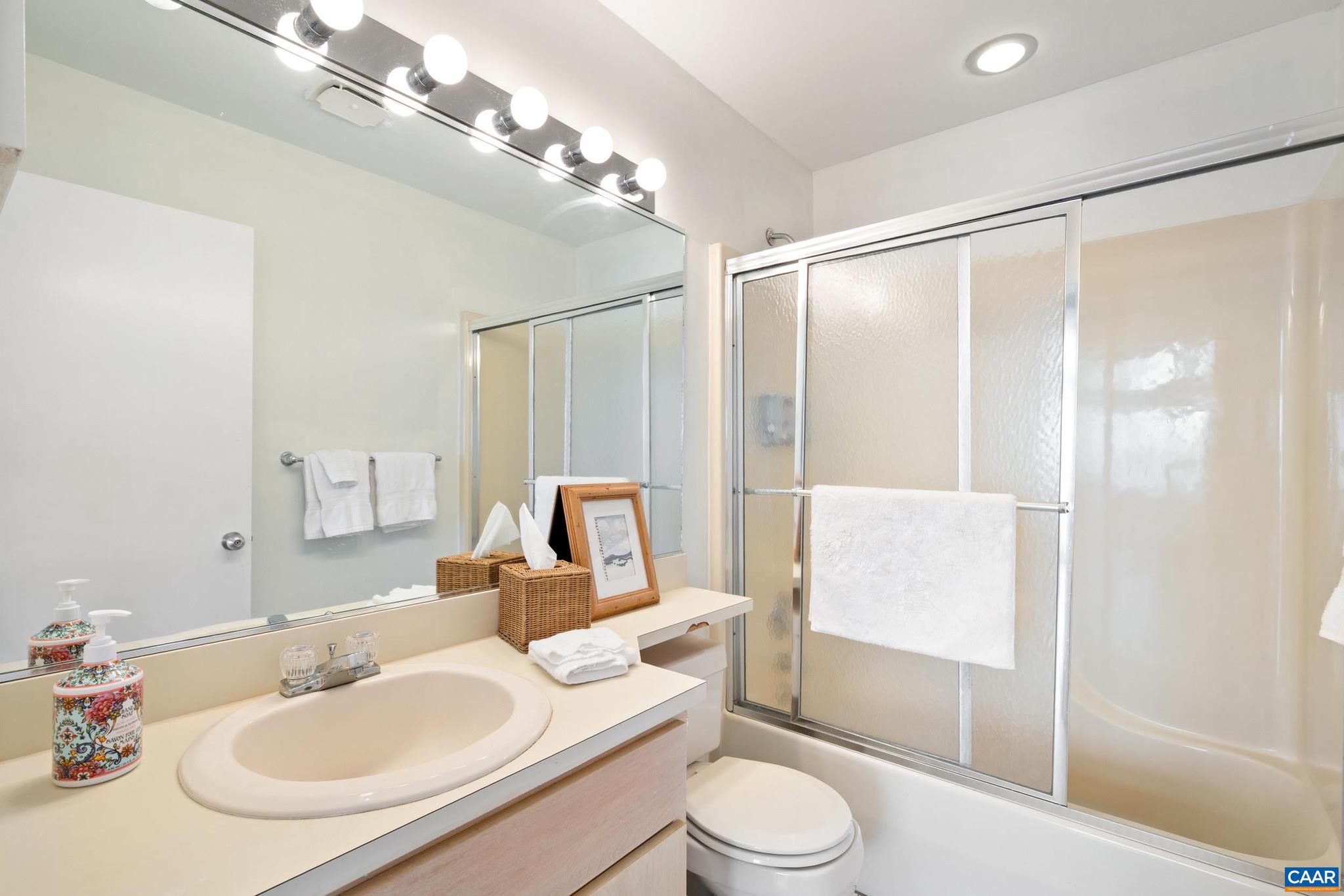 WINTERGREEN RESORT - Residential