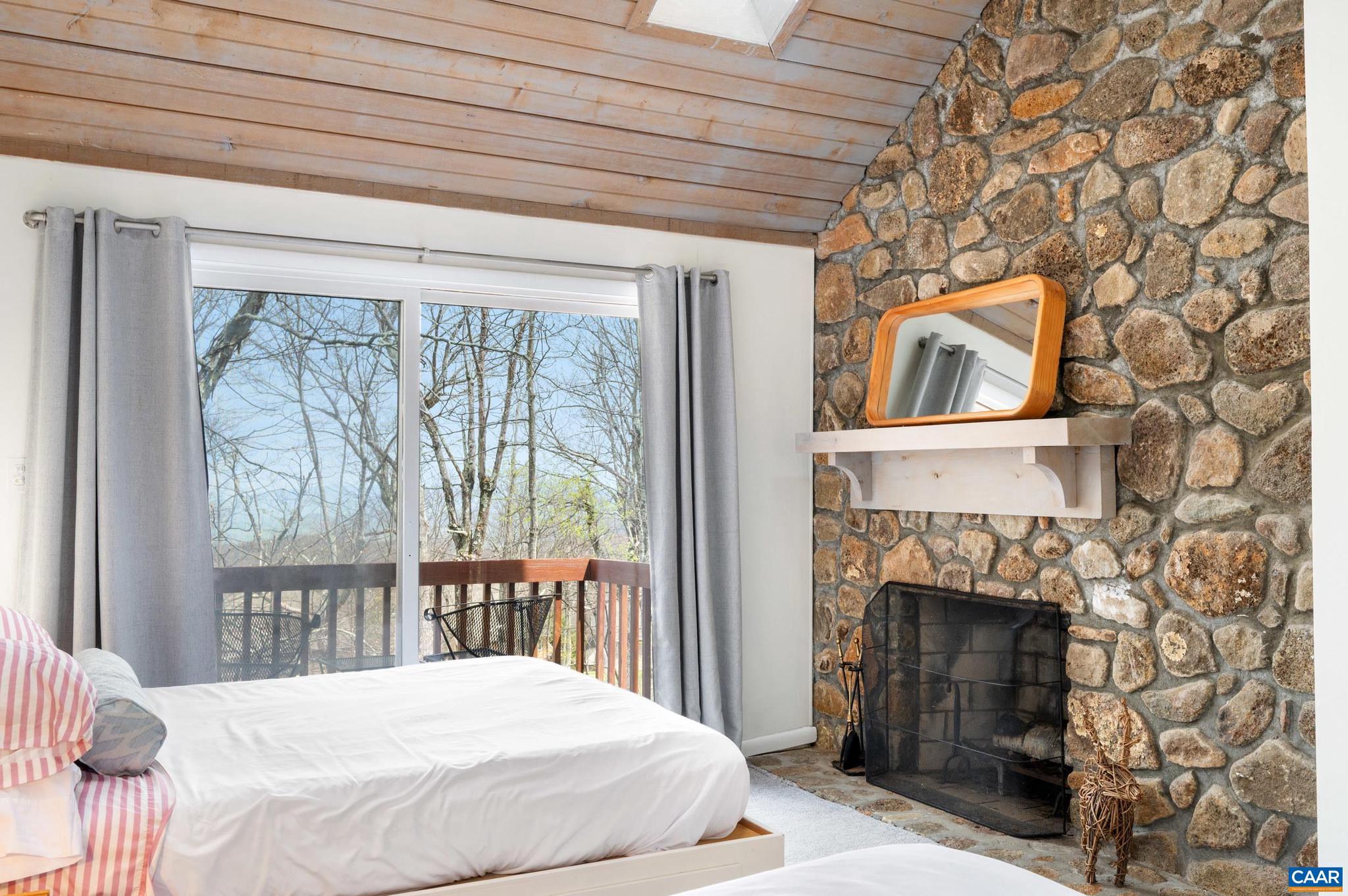 WINTERGREEN RESORT - Residential