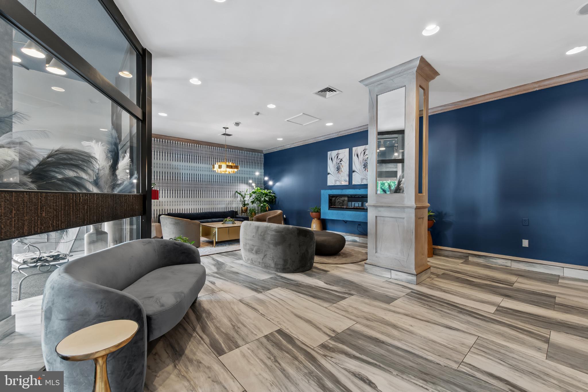 RIDGELY TOWSON CENTER - Residential Lease