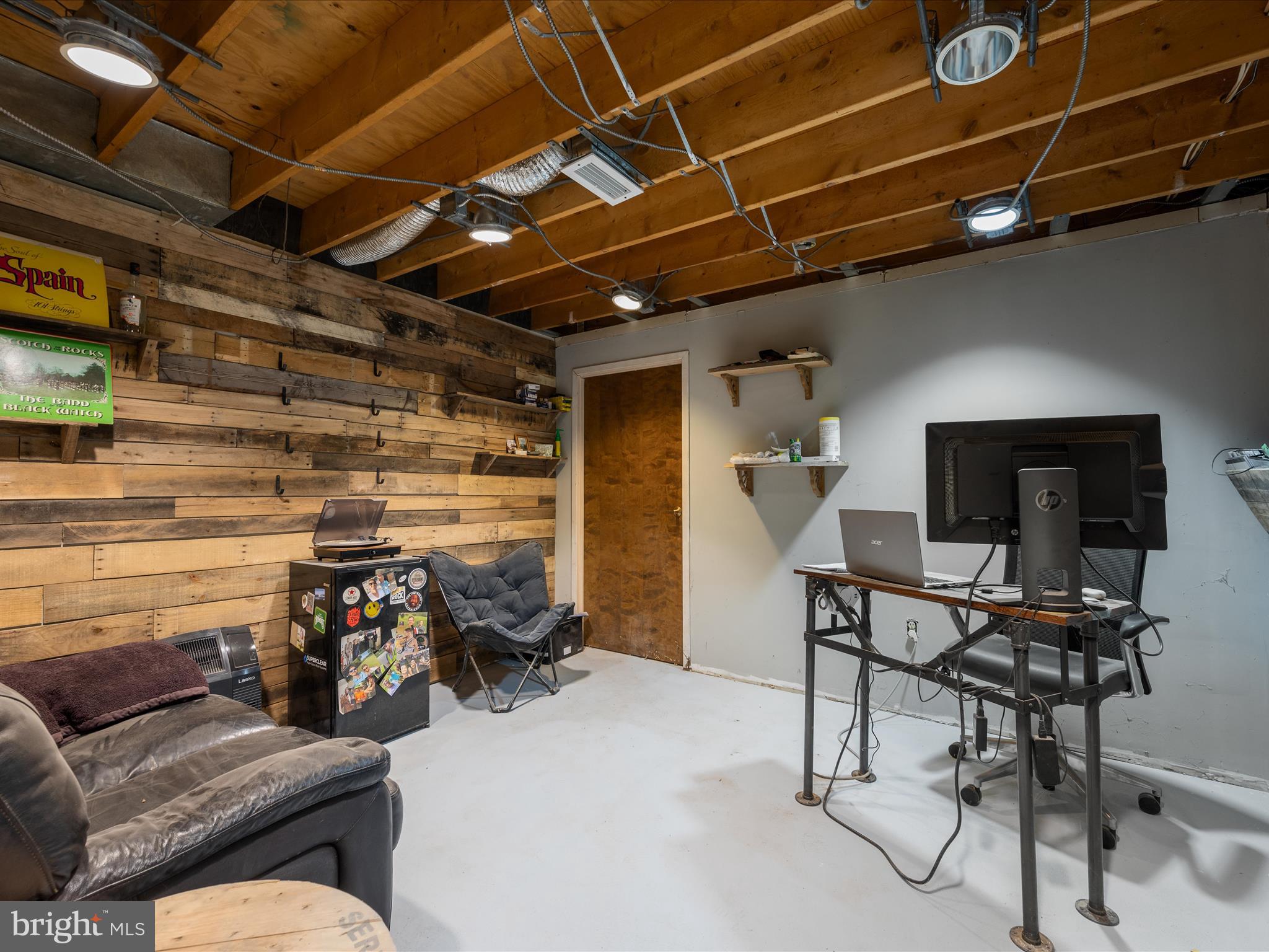 BLUE RIDGE MOUNTAIN ESTATES - Residential