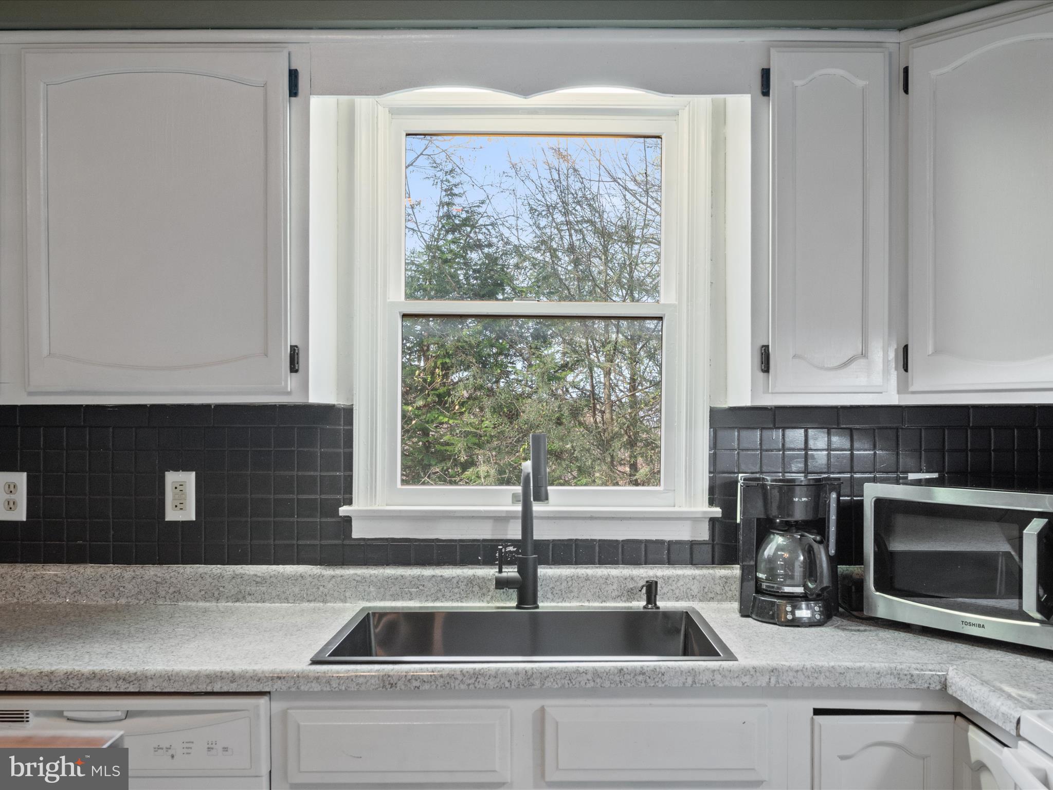 BLUE RIDGE MOUNTAIN ESTATES - Residential