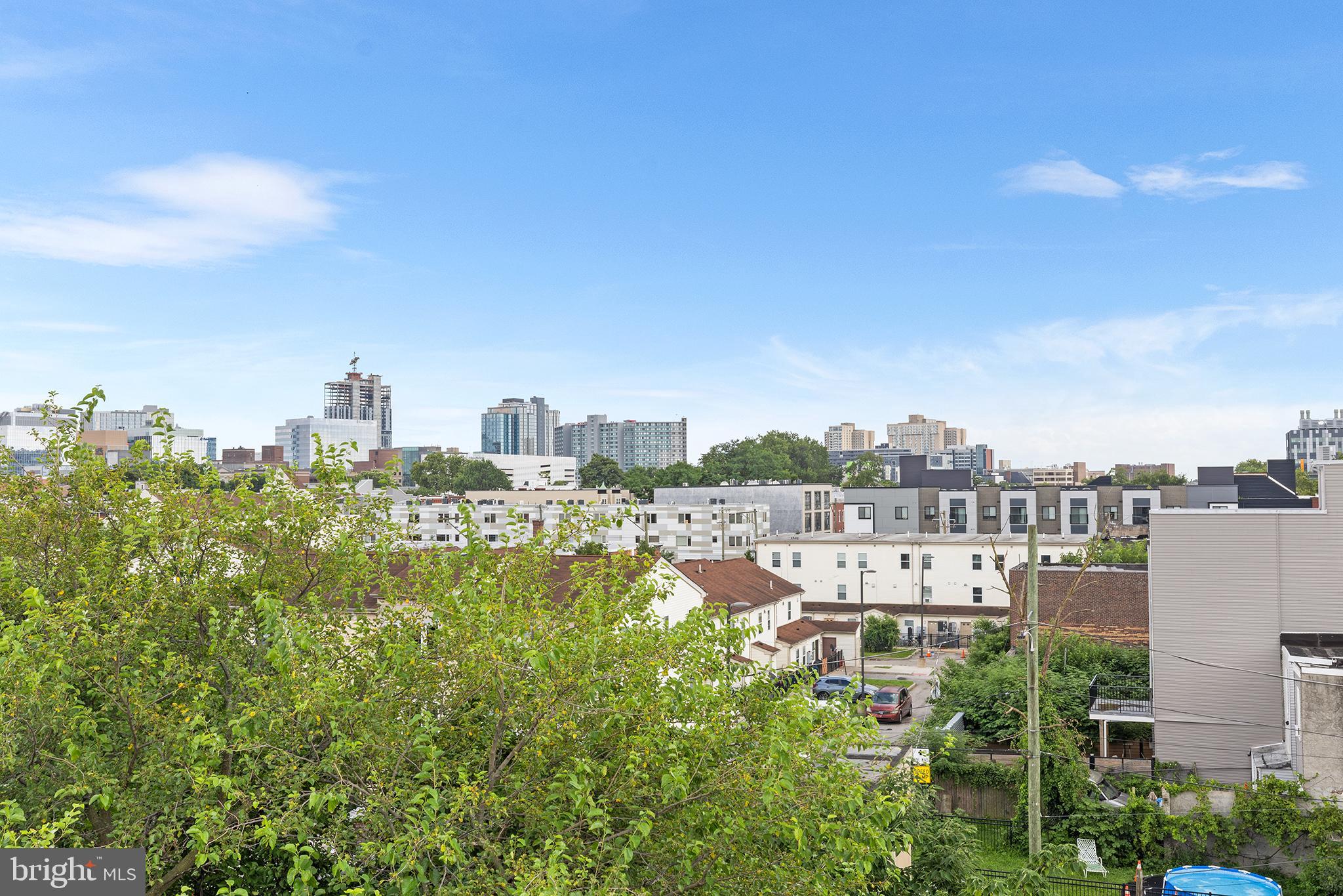 UNIVERSITY CITY - Residential