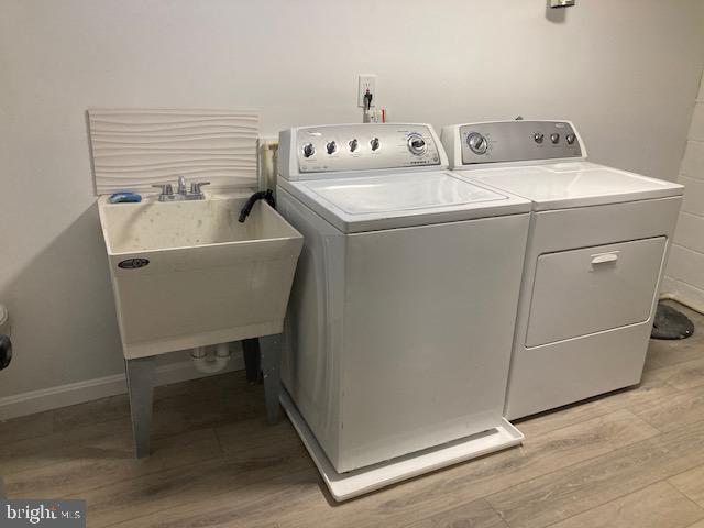 CATONSVILLE MANOR - Residential