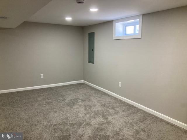 CATONSVILLE MANOR - Residential