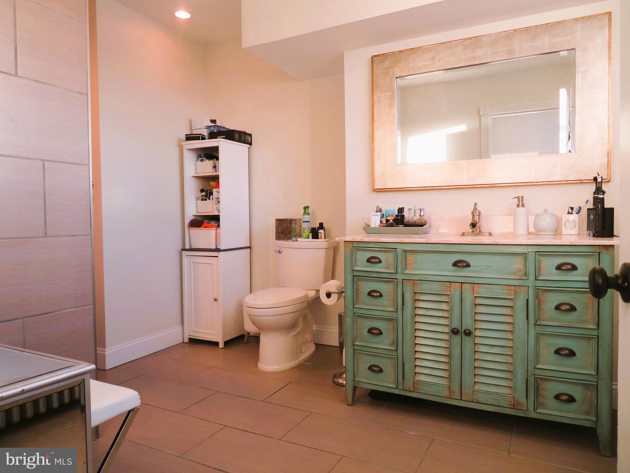 MANAYUNK - Residential Lease