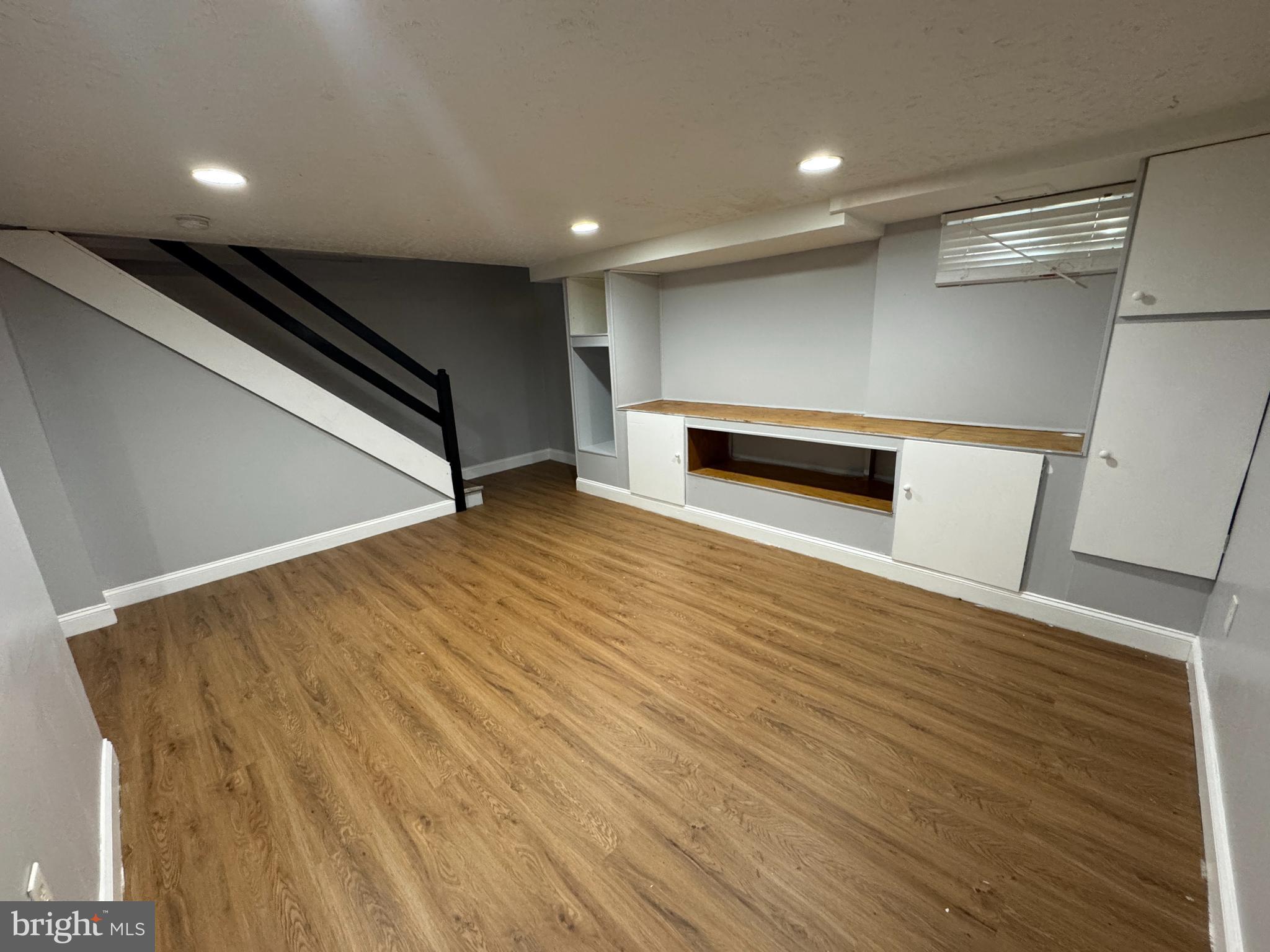 RAMBLEWOOD - Residential Lease