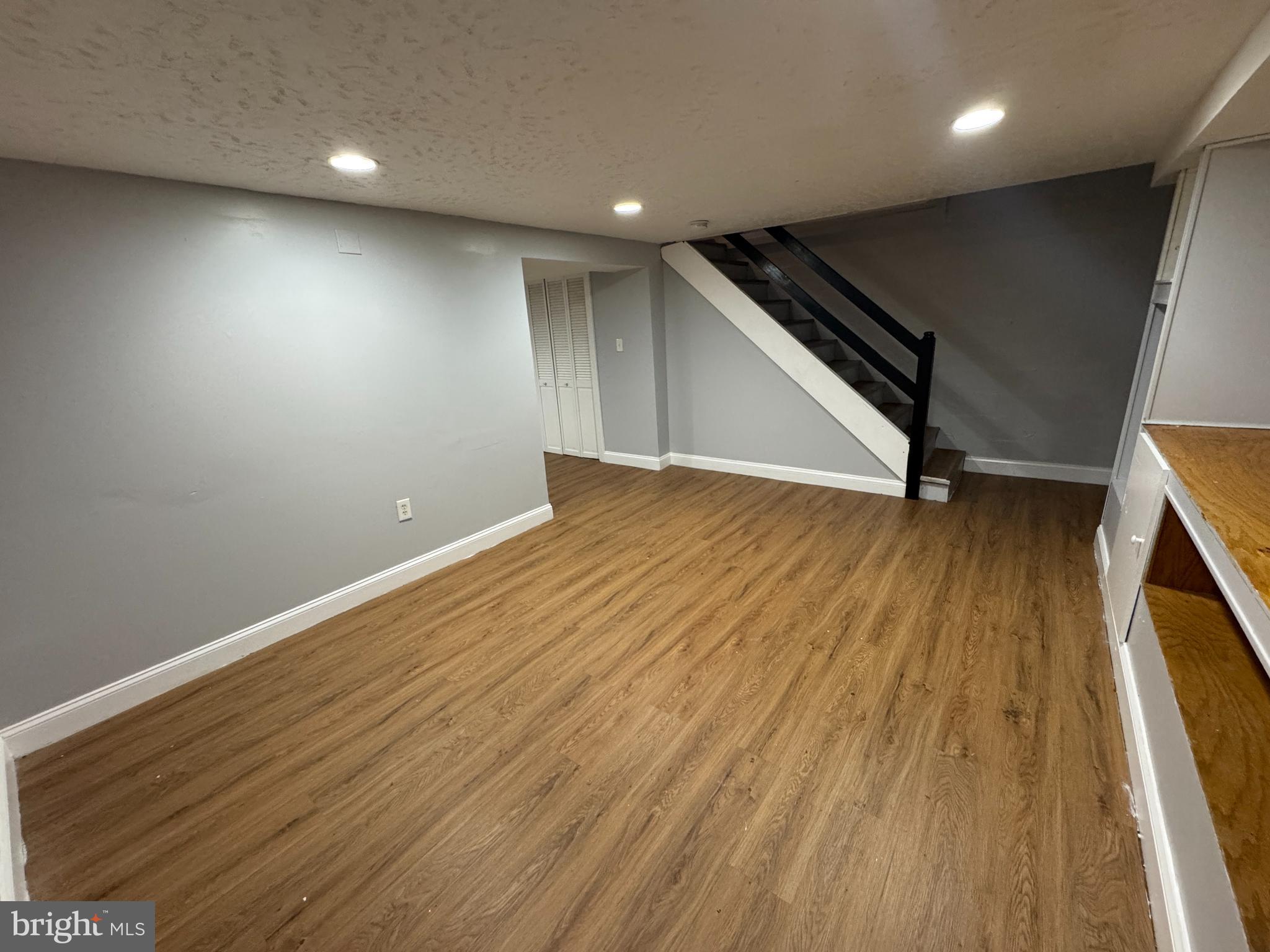 RAMBLEWOOD - Residential Lease