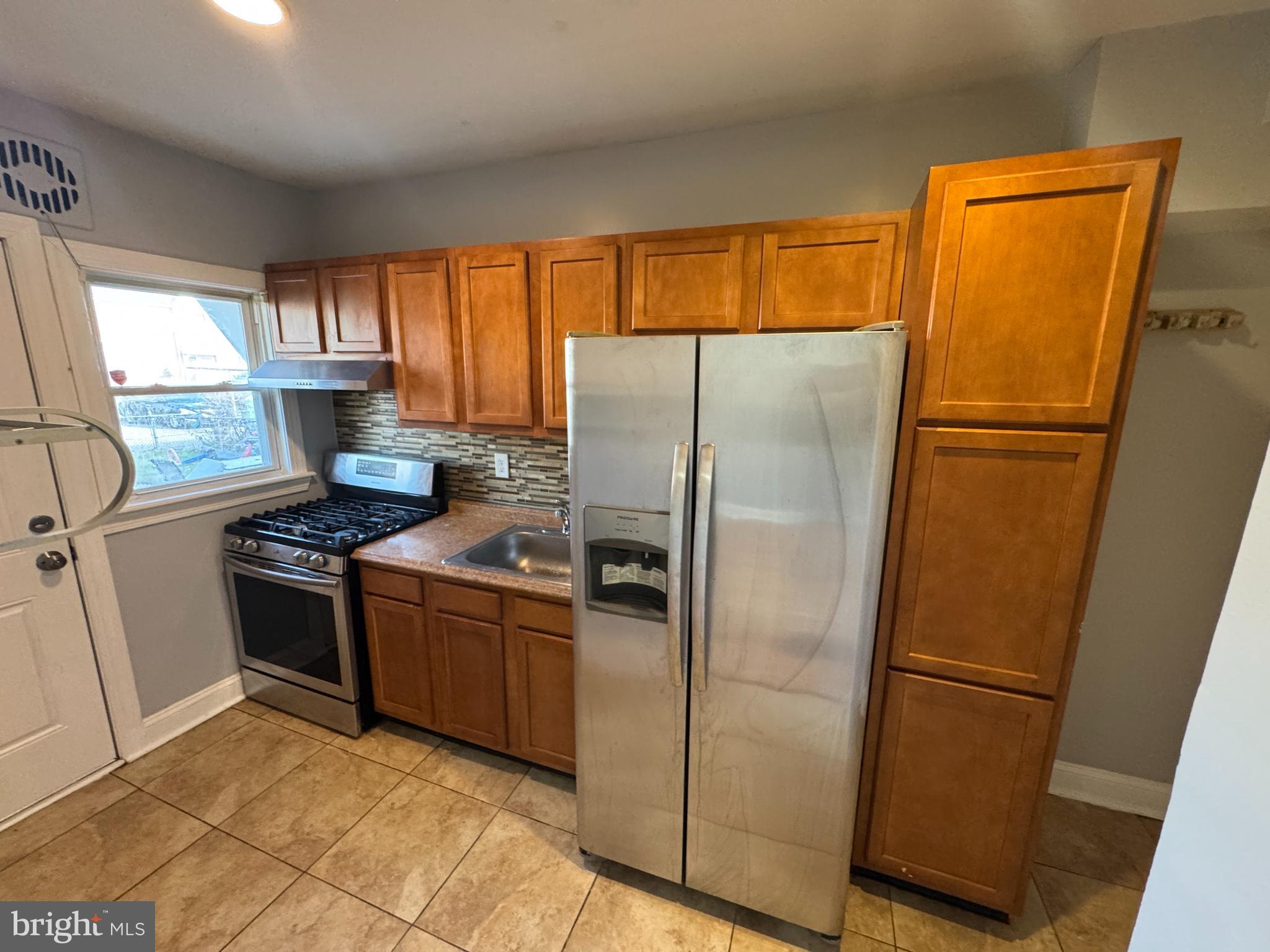 RAMBLEWOOD - Residential Lease