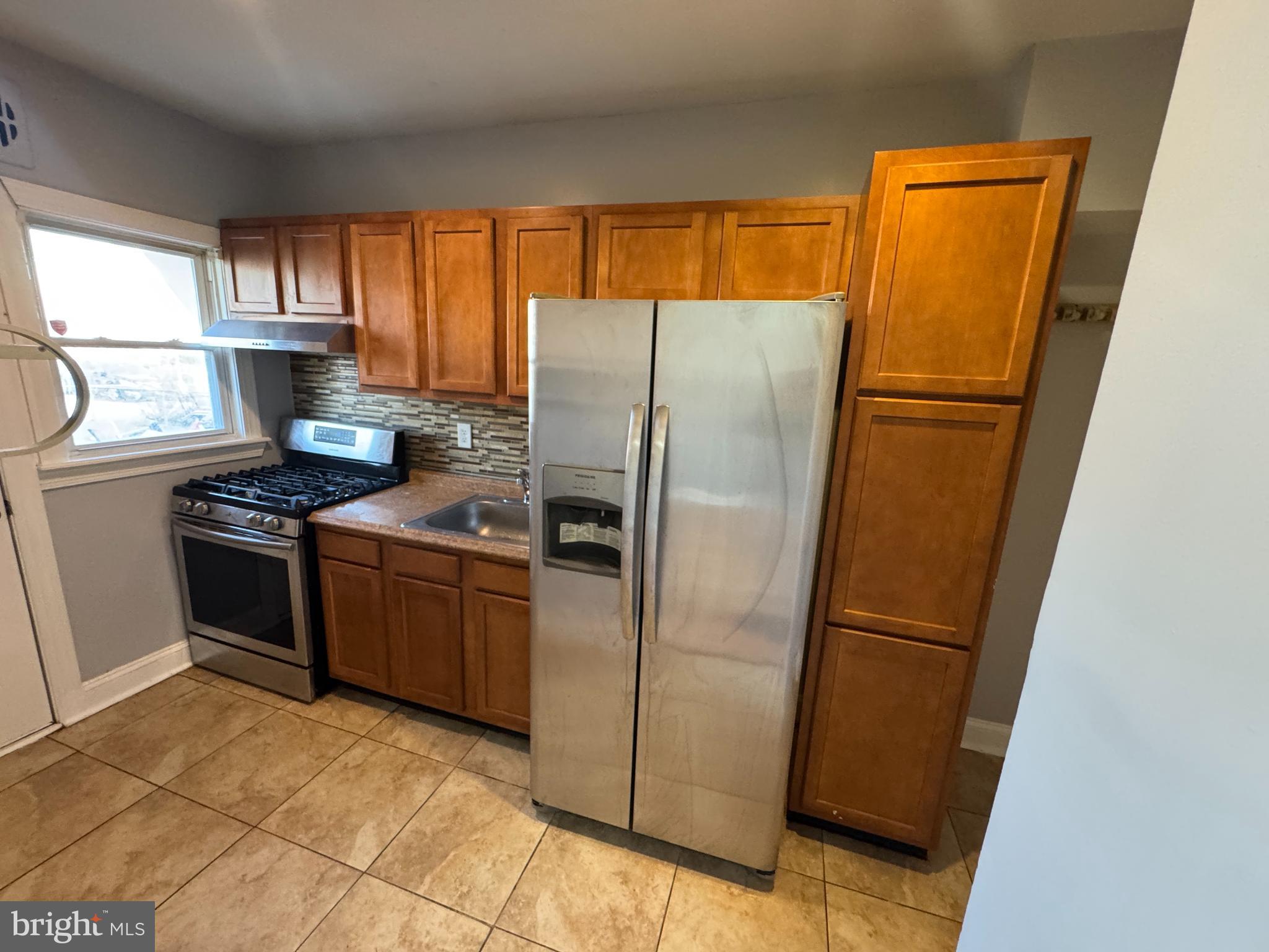 RAMBLEWOOD - Residential Lease