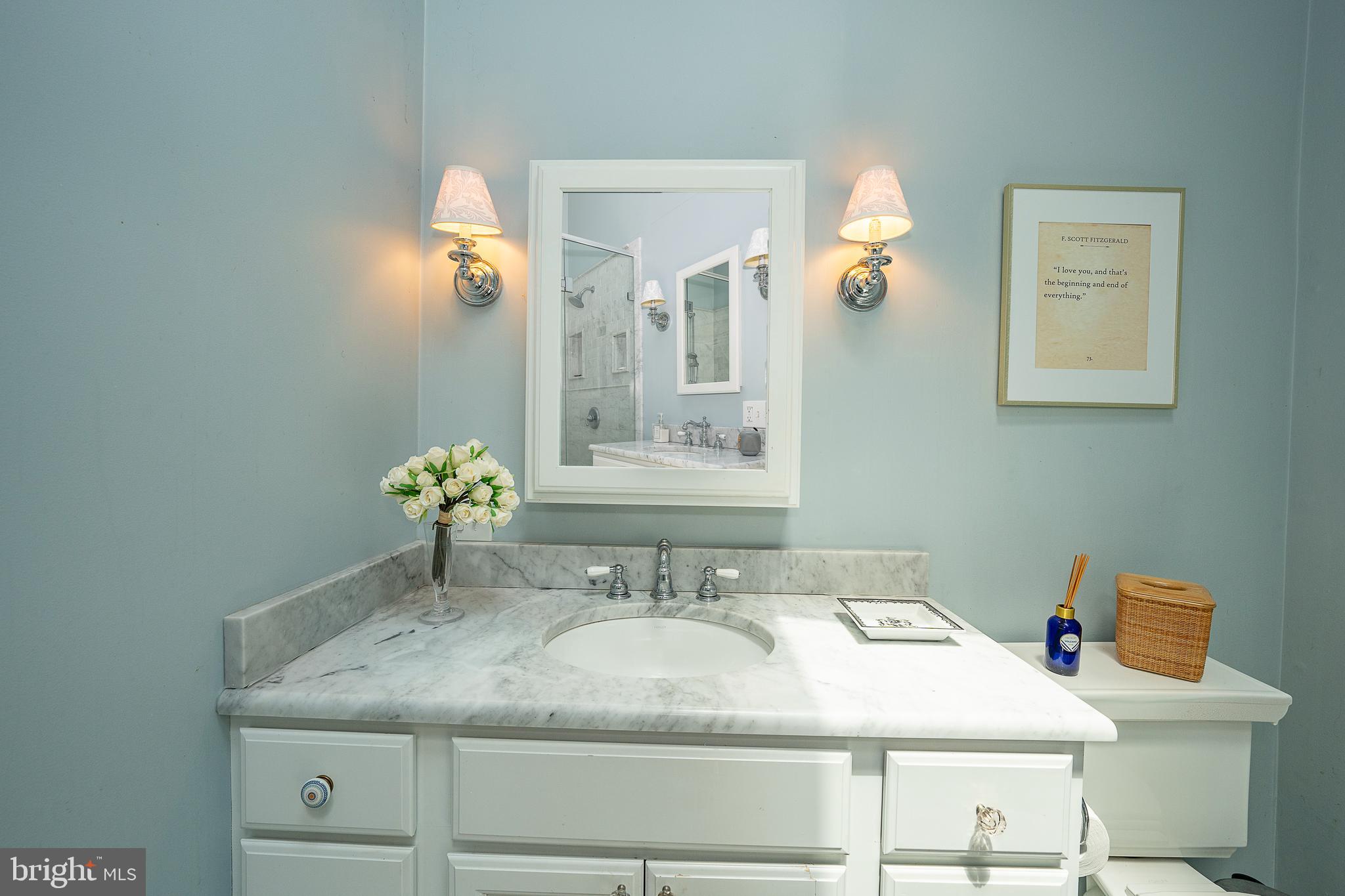 STONEGATE - Residential