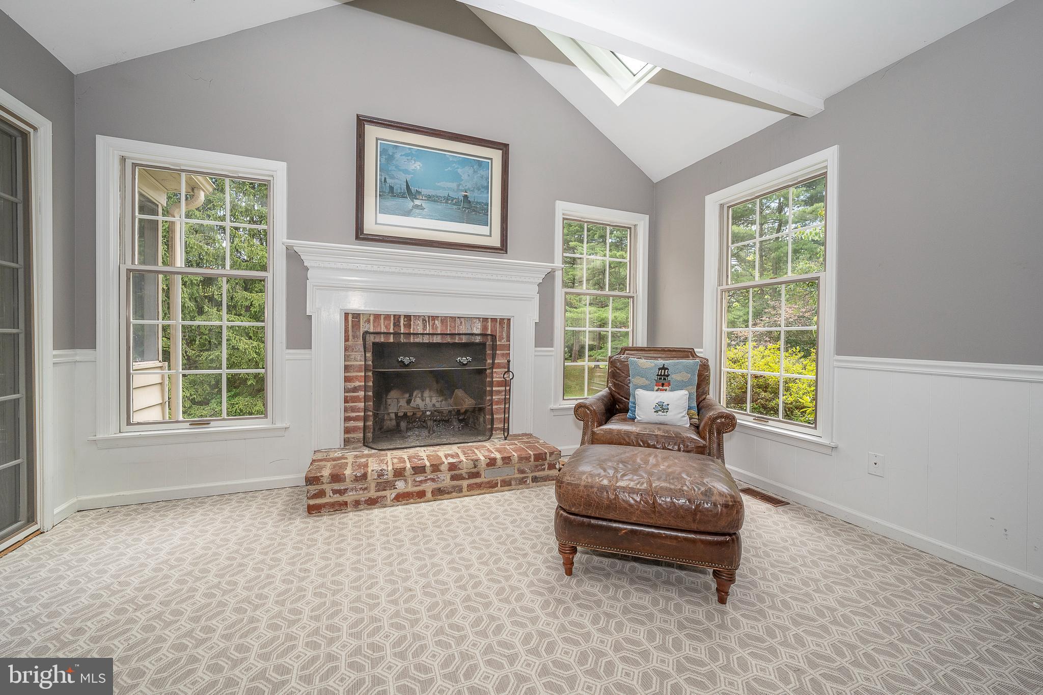 STONEGATE - Residential