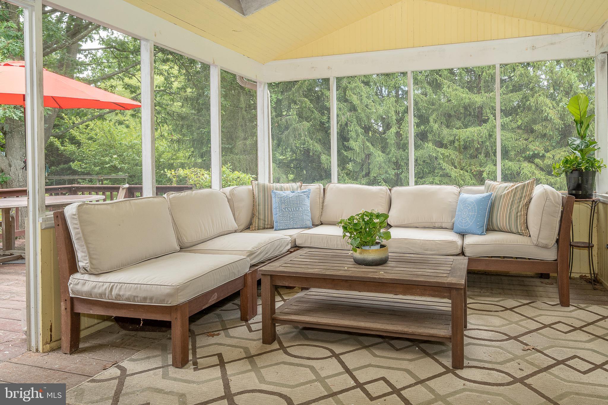 STONEGATE - Residential