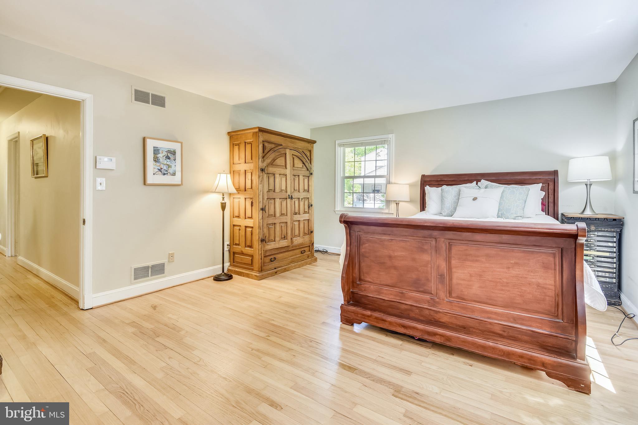 ULMSTEAD ESTATES - Residential