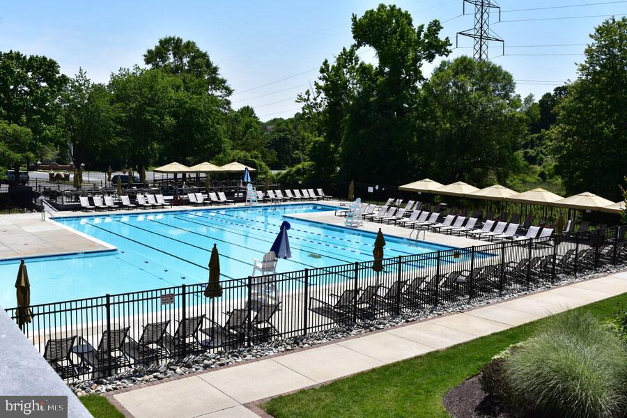 KINGSTOWNE - Residential