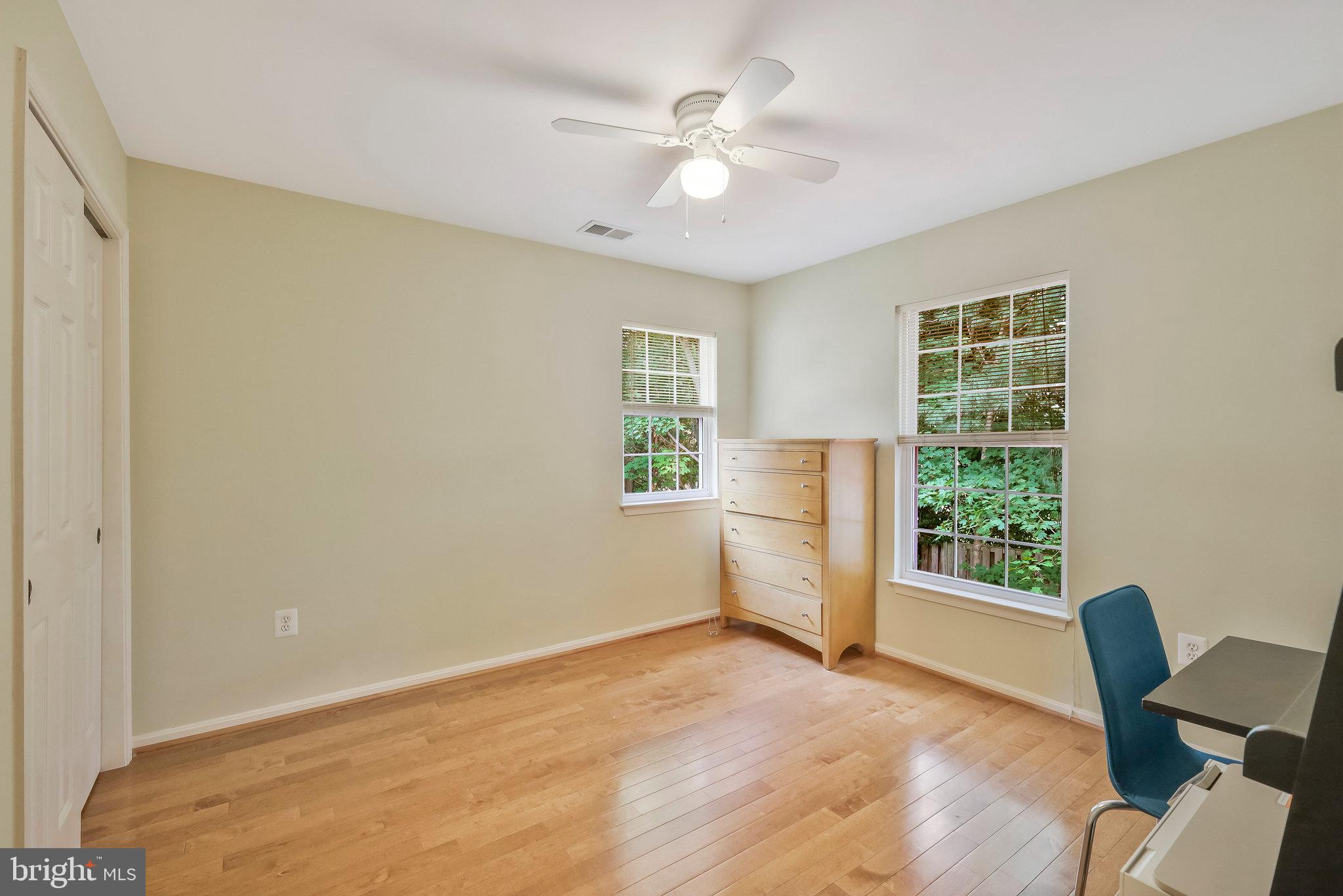 KINGSTOWNE - Residential