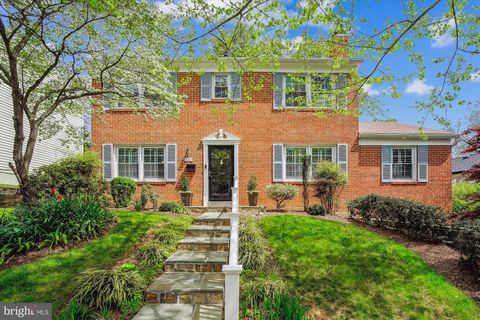 Photo of 10803 Mccomas Court, Kensington, MD 20895 (MLS # MDMC2128168)
